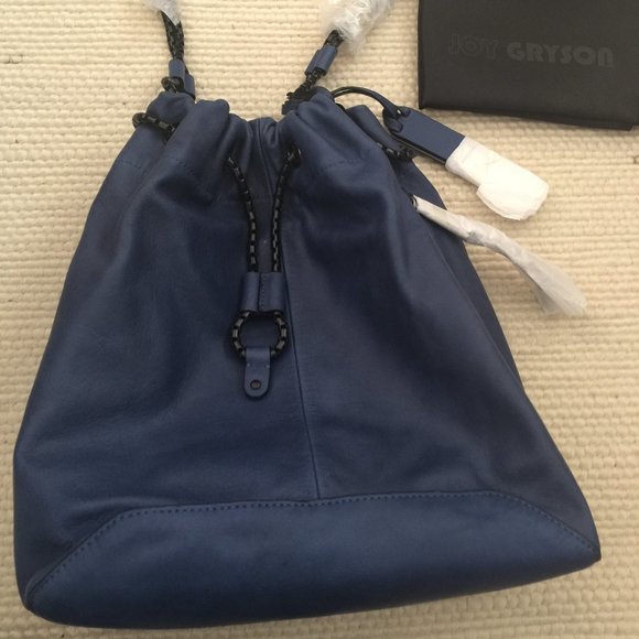 Joy Gryson Chain Navy (Blue) Bucket Bag - Picture 3 of 6